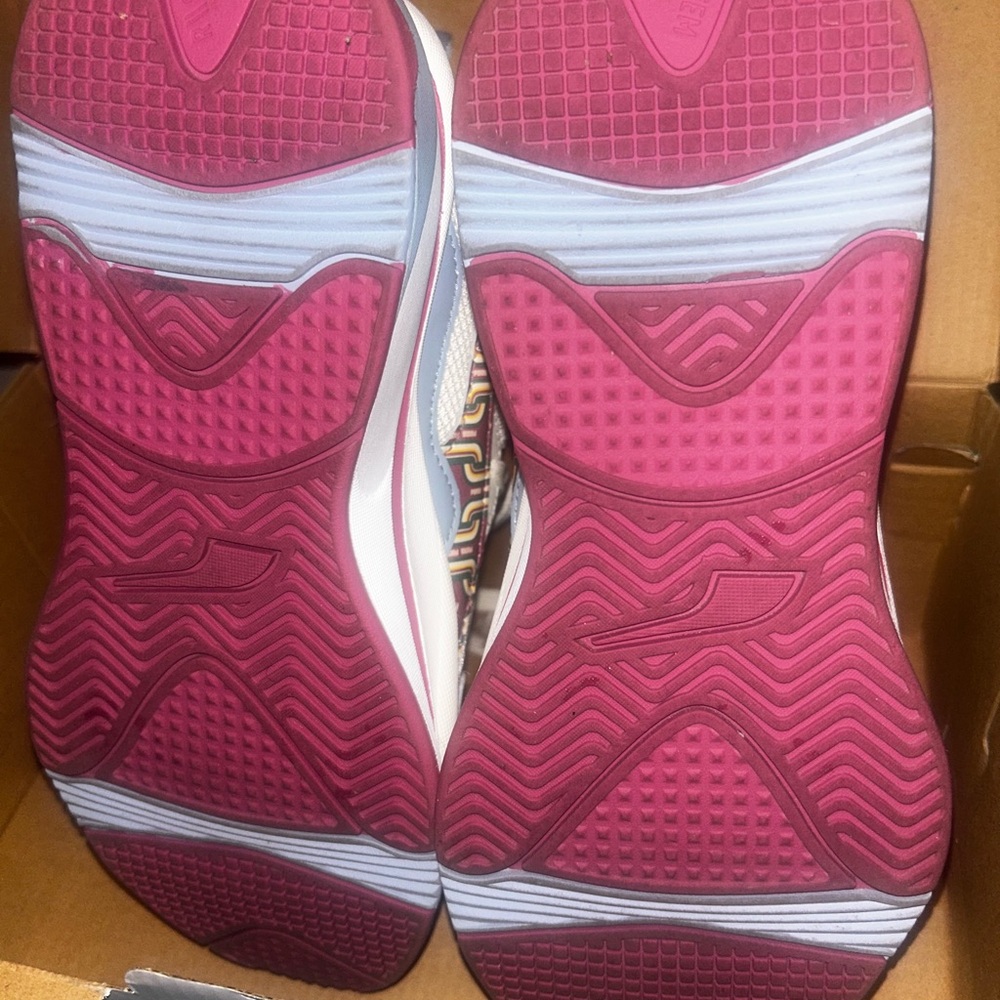 Stylish Women's Sneakers